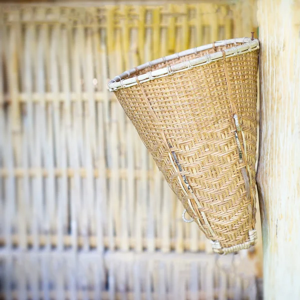 Vintage cesta de mimbre tejido — Foto de Stock