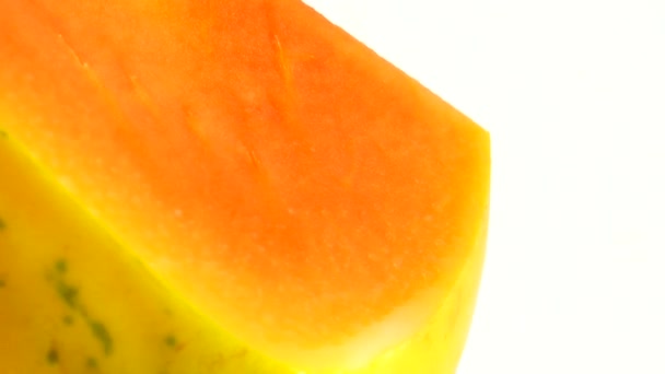 Meia Fruta Mamão Madura Com Sementes Polpa Fruta Tropical Perfumada — Vídeo de Stock