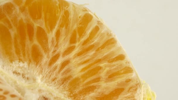 Macro Shot Fruits Orange Tourner Fermer Orange Agrumes Frais Isolé — Video