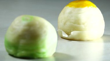 4K Çin Pastası, tuzlu yumurta sarısı ile fasulyeli kek.