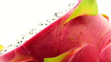 4K Dragon meyvesi kesimi beyaz arka goind izole