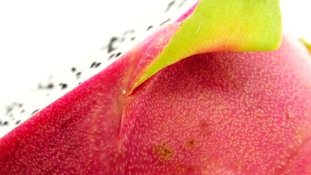 Dragon Φρούτα Κομμένα Απομονωμένα Λευκό Backgound — Αρχείο Βίντεο