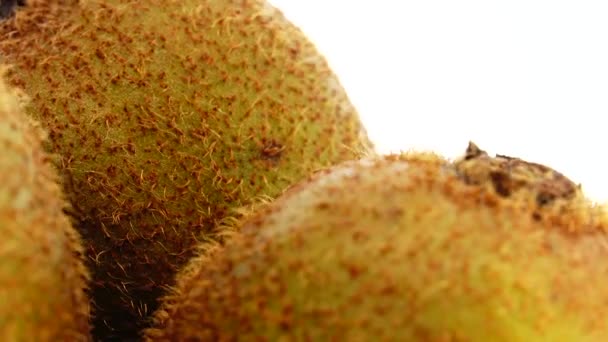 Kiwi Fruit Heap Sliced Whole Kiwi Fruit Close Rotating — Video Stock