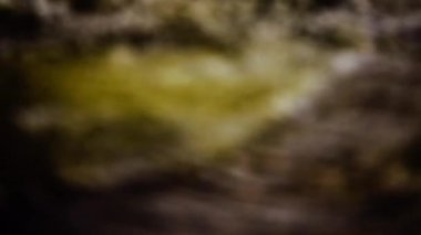 HD 1080p süper yavaş 500fps Su sualtı patlaması ya da su yüzeyine çarpan nesne alfa kanalı yavaş çekim yan görüntüsü