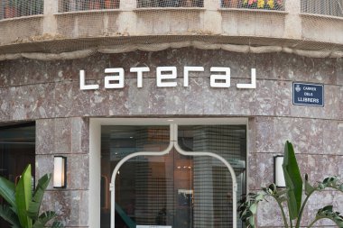 VALENCIA, İSPA - 14 Ekim 2021: Lateral, İspanyol restoran zinciri.