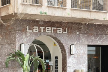 VALENCIA, İSPA - 14 Ekim 2021: Lateral, İspanyol restoran zinciri.