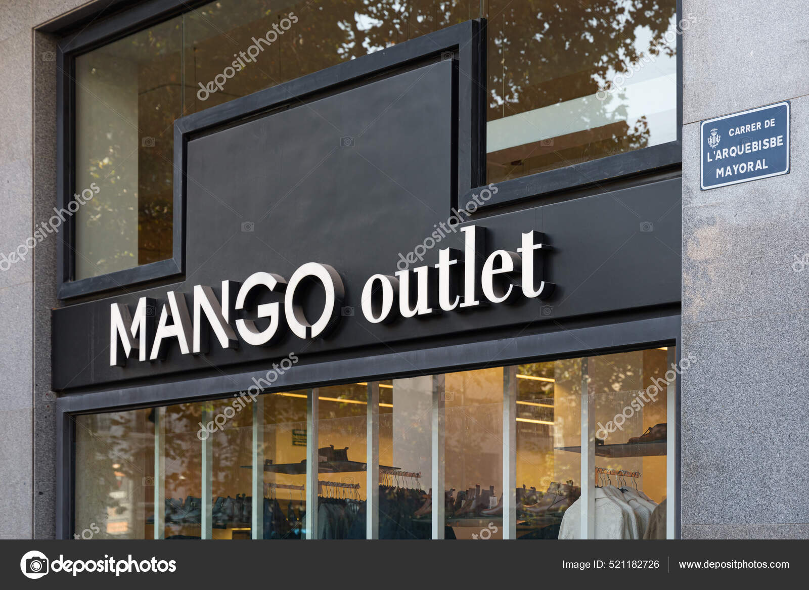 mango fashion retailer logo pictures mango fashion retailer logo stock photos images depositphotos