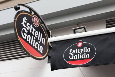 Estrella Galicia, İspanya 'nın A Coruna şehrinde üretilen ve İspanya' nın başkenti Galiçya 'da bulunan bir bira markası.