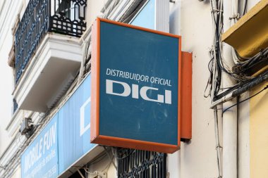 VALENCIA, İspanya - 29 Kasım 2021: DiGI Rumen telekomünikasyon holdingi.