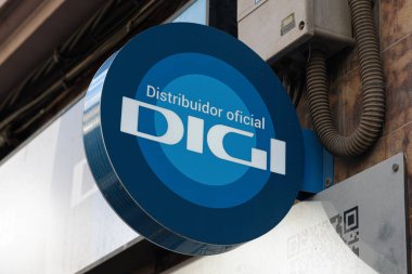 VALENCIA, İspanya - 29 Kasım 2021: DiGI Rumen telekomünikasyon holdingi.
