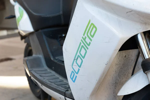 Valencia Spanyolország December 2021 Elektromos Motorkerékpár Megosztó Rendszer Ecooltra Vállalat — Stock Fotó