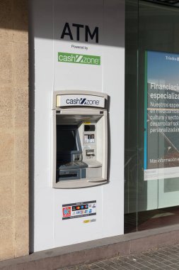 VALENCIA, İSPA - 20 Aralık 2021: Triodos, Hollanda merkezli ve Avrupa 'da çeşitli ülkelerde şubeleri bulunan bir etik banka.