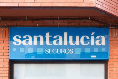 VALENCIA, İSPA - 20 ARALIK 2021: Santalucia bir İspanyol sigorta şirketi.