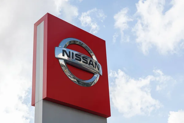 Валенция Испания Января 2022 Nissan Японский Многонациональный Производитель Автомобилей Лицензионные Стоковые Изображения