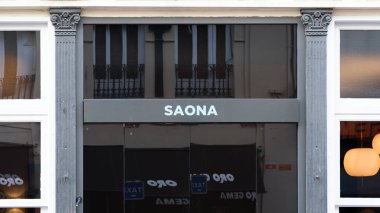 VALENCIA, İSPA - 15 Şubat 2022 Saona, İspanya 'nın Akdeniz restoranları zinciri.