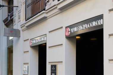 VALENCIA, İspanya - 22 Şubat 2022: NH Collection, premium hotel segment, Avrupa ve Latin Amerika 'nın ana başkentlerinde yer almaktadır.