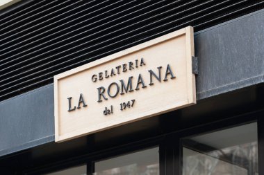 VALENCIA, İSPA - 10 Mart 2022 La Romana bir İtalyan dondurma dükkanı zinciri.