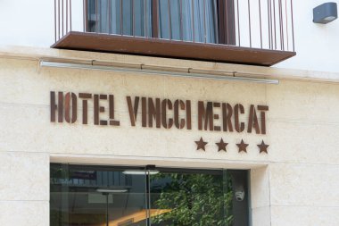 VALENCIA, İSPA - Mayıs 05, 2022: Vincci Hotels, İspanyol otel zinciri.