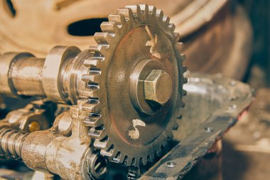 Merkez Çerçeve Camshaft Sprocket ve Üstten Camshaft ve Sallanan Araba Motoru Vintage Ton Aracı