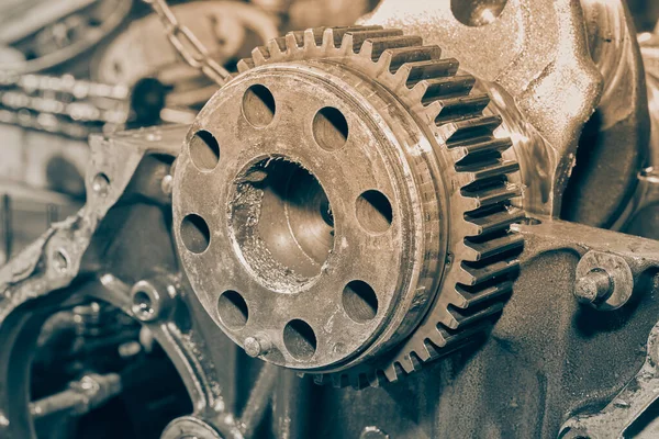 Siyah ve Beyaz Merkez Çerçeve Görüntüsü Otomobil Motoru veya Otomatik Motorun Crankshaft DişlisiName