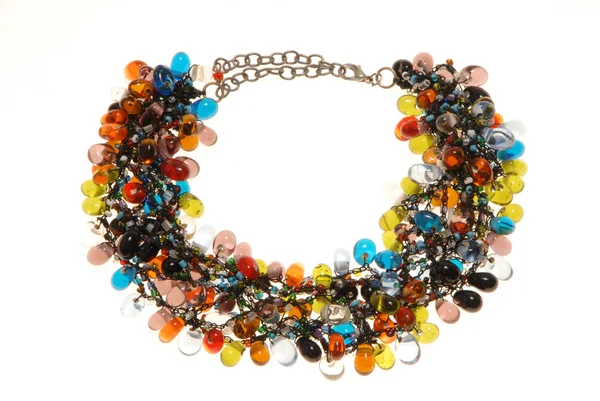 Collier multicolore . — Photo