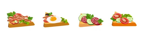 Kahvaltı için sabah sandviçi ve tost. Sosisli, peynirli, yumurtalı, jambonlu, domatesli ve salatalıklı kızarmış ekmek. Mönü tasarımı için kahvaltı kavramı. Vektör illüstrasyonu