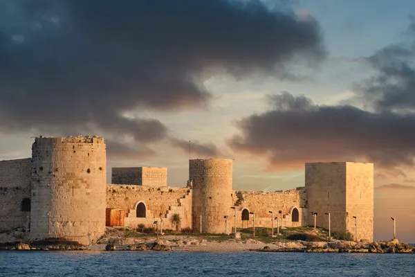 Castillo Doncella Kizkalesi Puesta Del Sol Mersin Turquía — Foto de Stock