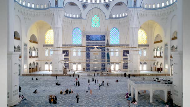 Istanbul Turkey May 2022 Interior Detail Grand Camlica Mosque Largest — Video Stock