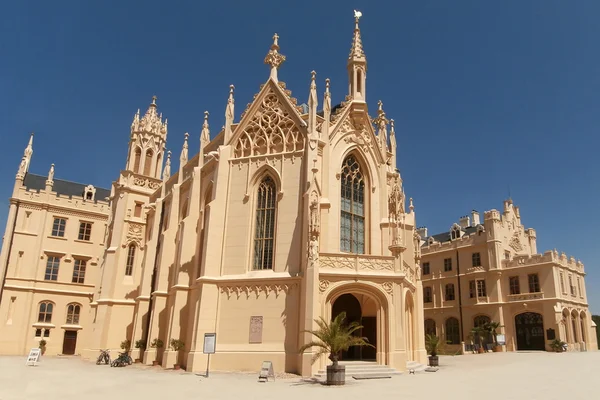 Castelo Lednice em Moravia, República Checa — Fotografia de Stock