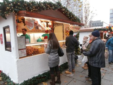 Dresden Noel piyasasında altmarkt, Almanya (2013-12-07)
