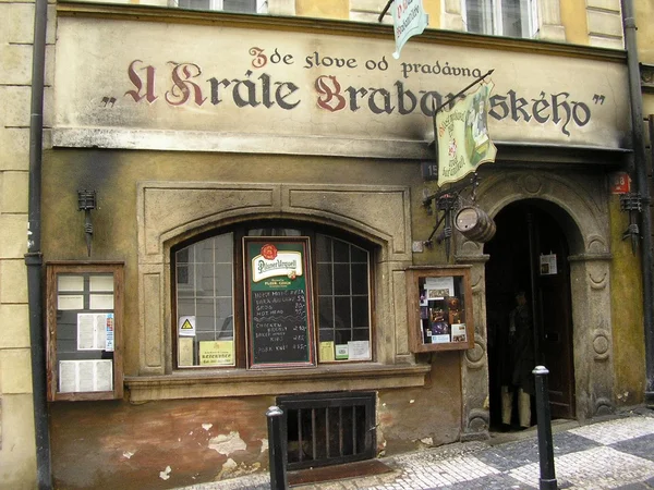 Malé obchody, Praha, Česká republika (2013-06-03) — Stock fotografie