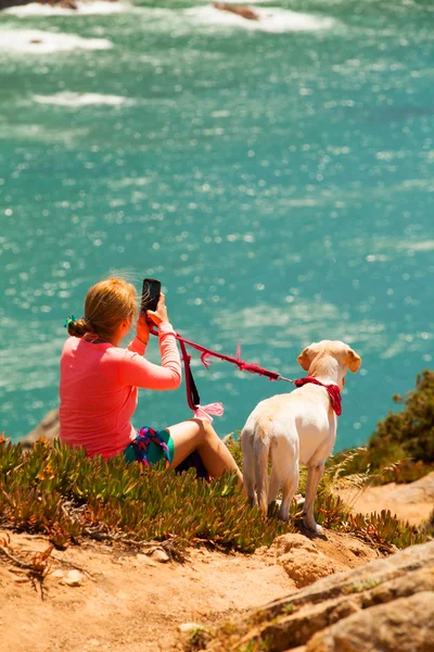 Mädchen beim Fotografieren — Stockfoto