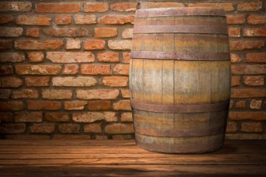 fıçının arka planı ve aşınmış eski ahşap masa