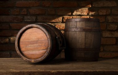 eski bir şarap mahzeni şarap varil