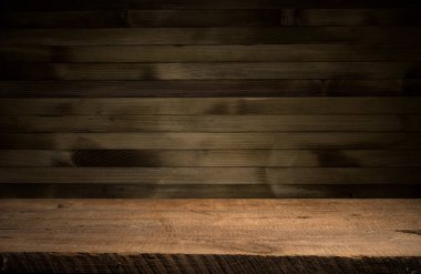 fıçının arka planı ve aşınmış eski ahşap masa