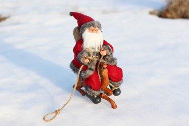 Noel Baba bir deve sürme