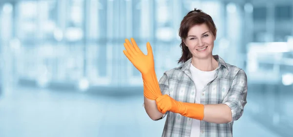 Concept Start Cleaning Services Cleaning Lady Putting Rubber Glove Blurred — Fotografia de Stock