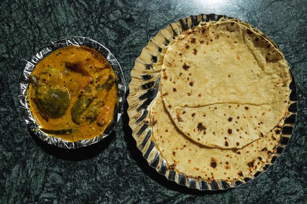Heerlijke Alu Baingan Jus Sabji Indiase Curry Van Aardappel Aubergine — Stockfoto