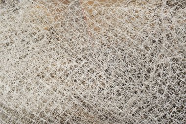 Naylon beyaz ağ mutfak bahçesini ya da balkonunu kuşlardan, maymunlardan, güvercinlerden korumak için kullanılır. Ağ arkaplanı