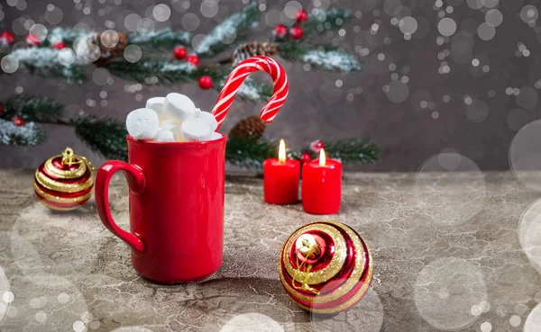 Hot Winter Drink Chocolate Marshmallow Caramel Cane Red Mug Christmas — Stock Photo, Image