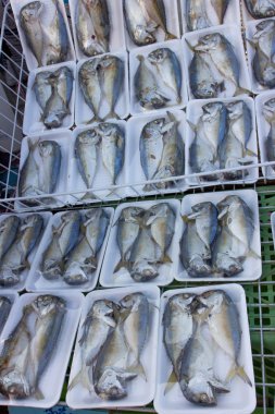 Tayland yerel pazar balık