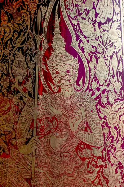 Guardian in temple's door — Stock Photo, Image