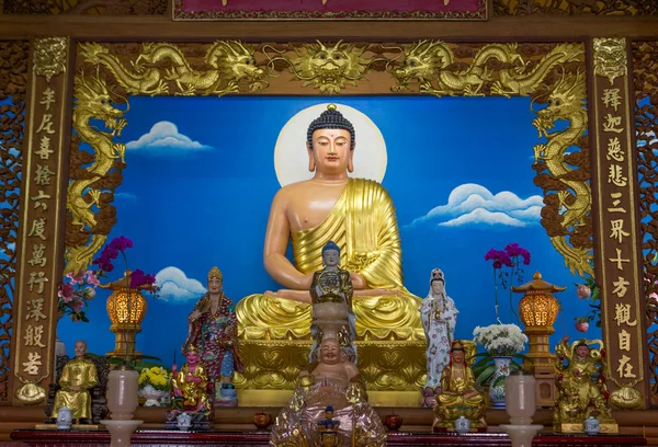 Boeddha chinese heiligdom om god te aanbidden — Stockfoto