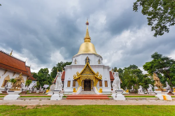 Wat pha dara bhi rom Tapınağı o Batı kesiminde yer alan — Stok fotoğraf