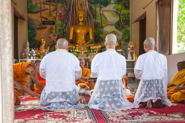 Chaiyaphum, Tayland - 13 Mayıs: kıdemli monk için vaaz