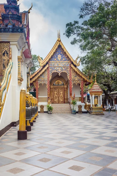 Tempio buddista di Wat Phrathat Doi Suthep a Chiang Mai, Thailandia — Foto Stock
