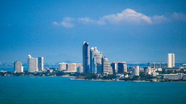 binalar ve gökdelenler pattaya Beach deniz manzarası.