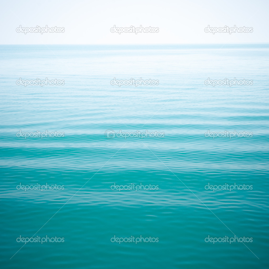 sea Indigo color and soft wave