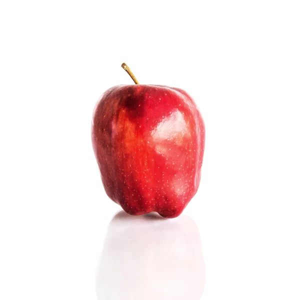 Pomme fraîche sur fond blanc isolé — Photo