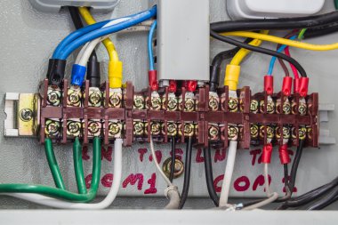 Elektronik kontrol ve endüstriyel güç durumda